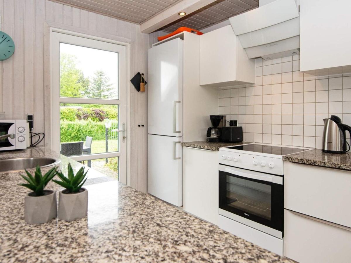 Sonderby  9 Person Holiday Home In Juelsminde מראה חיצוני תמונה